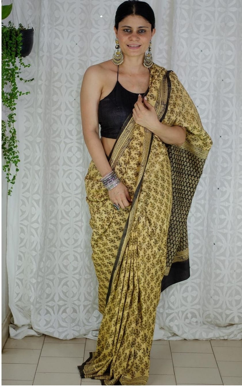 VK 4199 Imported  Cotton Printed Sarees Wholesale Shop In Surat 